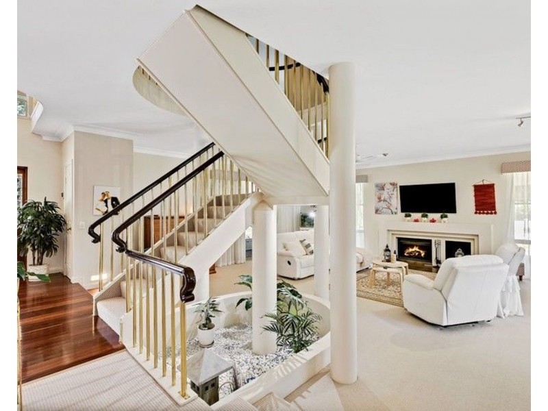 1 Glen Eden Court, Flaxton QLD 4560