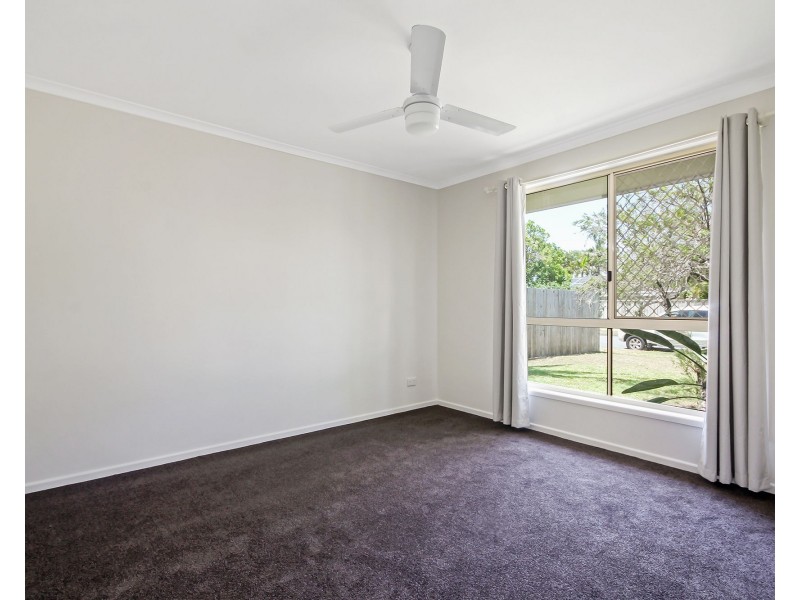 16 Ilaroo Crescent, Warana QLD 4575