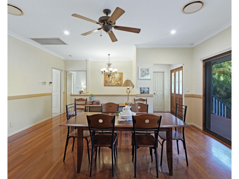 2 Mountridge Close, Kiels Mountain QLD 4559