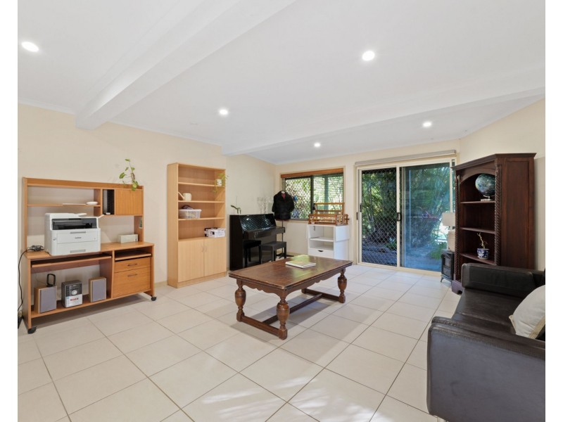 2 Mountridge Close, Kiels Mountain QLD 4559