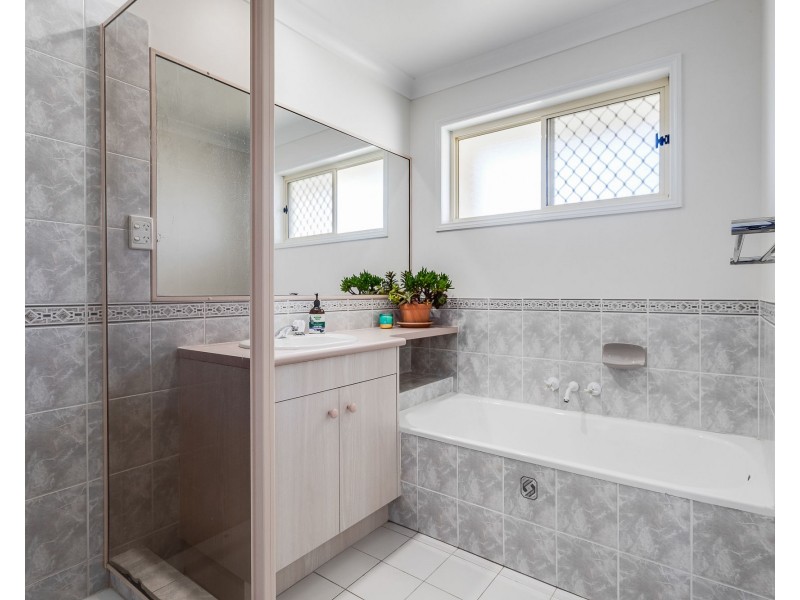 16 Cobea Court, Bongaree QLD 4507