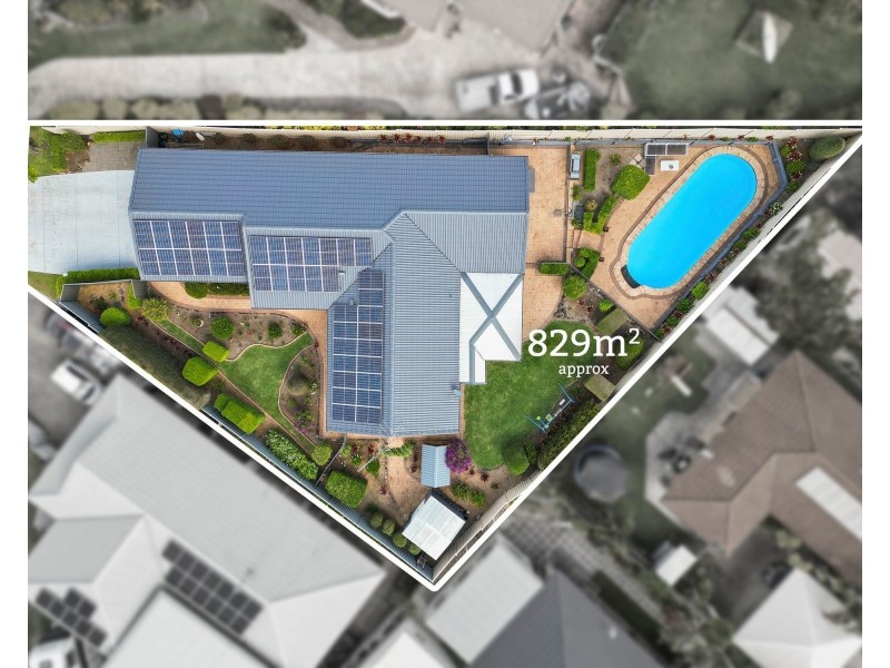 7 Ninderry Close, Battery Hill QLD 4551