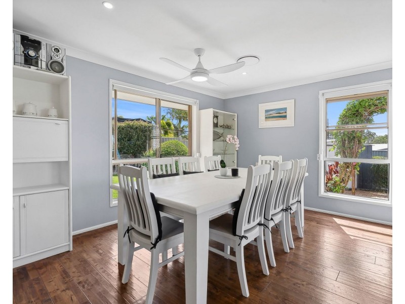 7 Ninderry Close, Battery Hill QLD 4551