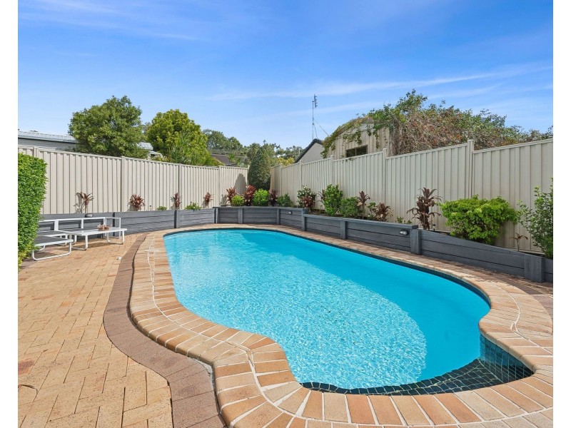 7 Ninderry Close, Battery Hill QLD 4551