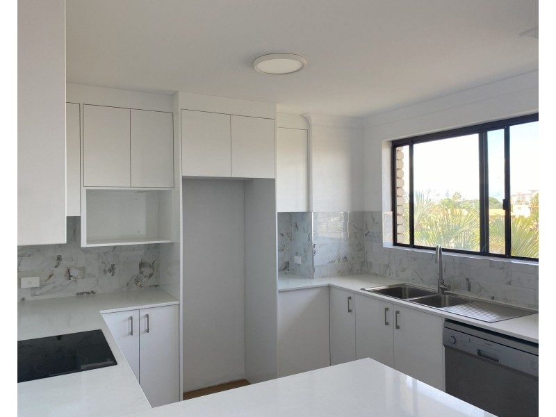 9/11-13 Barooga Crescent, Mooloolaba QLD 4557