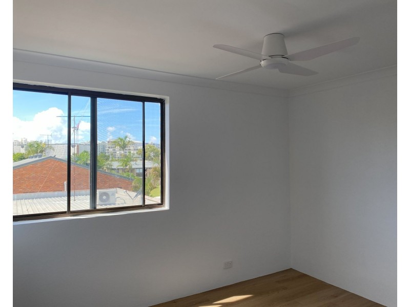 9/11-13 Barooga Crescent, Mooloolaba QLD 4557