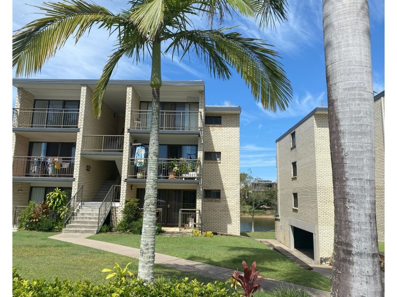 9/11-13 Barooga Crescent, Mooloolaba QLD 4557