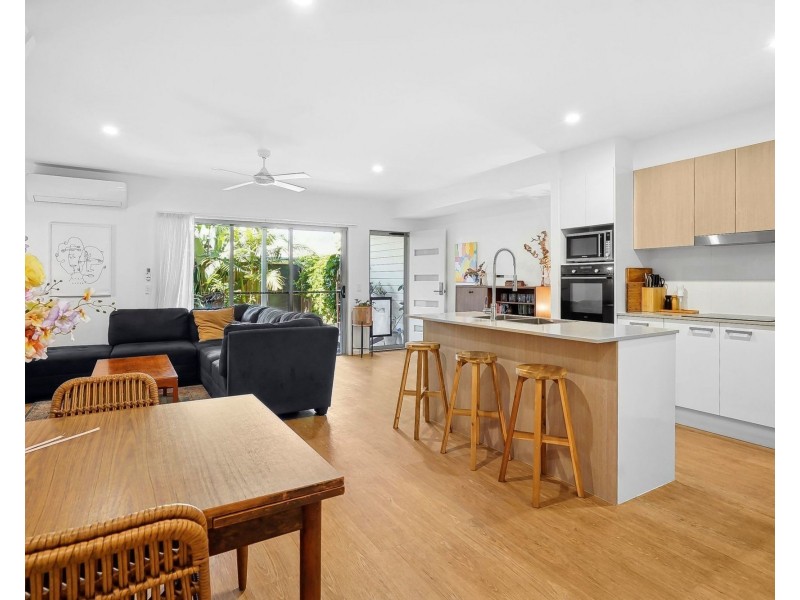 60/1a Regatta Boulevard, Wurtulla QLD 4575