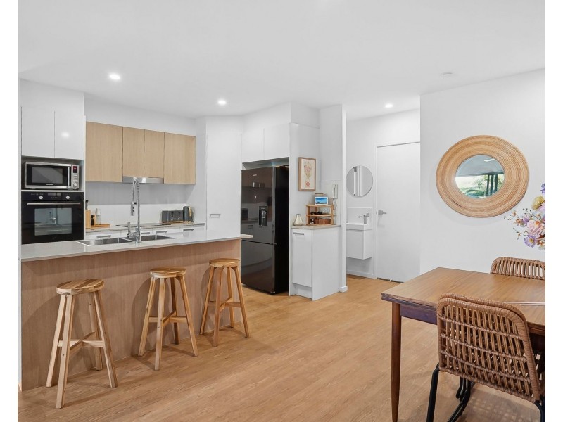 60/1a Regatta Boulevard, Wurtulla QLD 4575