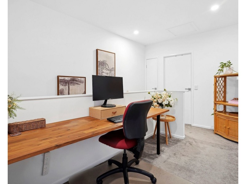 60/1a Regatta Boulevard, Wurtulla QLD 4575