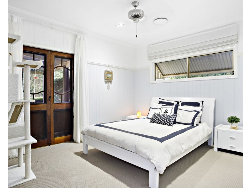 78 Allan Avenue, Glass House Mountains QLD 4518