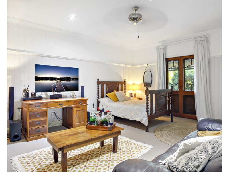 78 Allan Avenue, Glass House Mountains QLD 4518