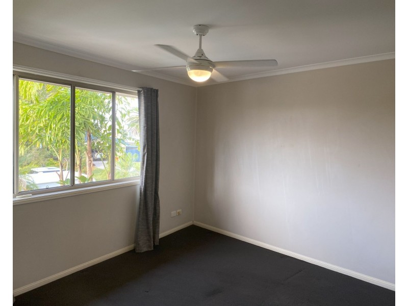 1/16 Carrothool Place, Mooloolaba QLD 4557