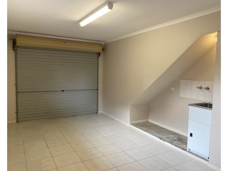 1/16 Carrothool Place, Mooloolaba QLD 4557