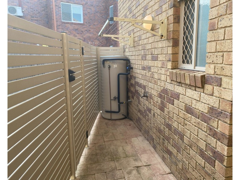 1/16 Carrothool Place, Mooloolaba QLD 4557