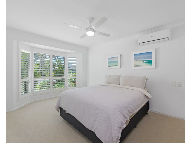 27 O’Reilly Drive, Caloundra West QLD 4551