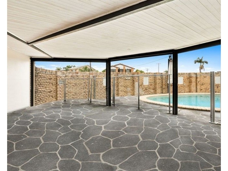 7 Alkira Street, Buddina QLD 4575