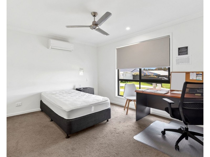 12 Balmoral Crescent, Southside QLD 4570
