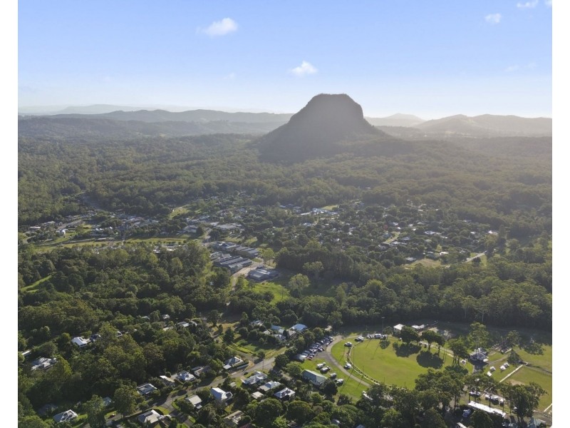 8 Pavilion Street, Pomona QLD 4568