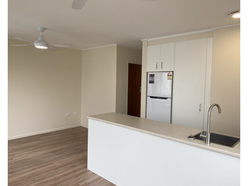 12/278 Alexandra Parade, Alexandra Headland QLD 4572