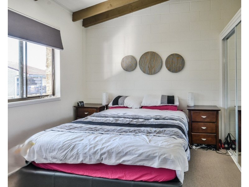 2/22 Goonawarra Drive, Mooloolaba QLD 4557