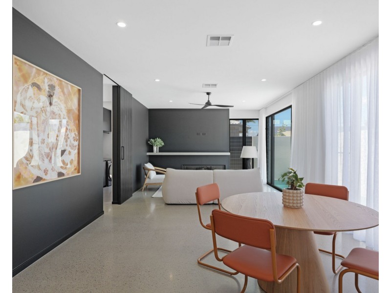 1/6 Wiluna Street, Warana QLD 4575