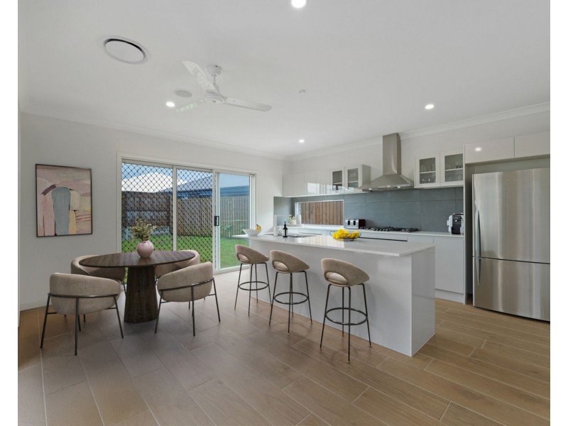 19 Caper Street, Palmview QLD 4553