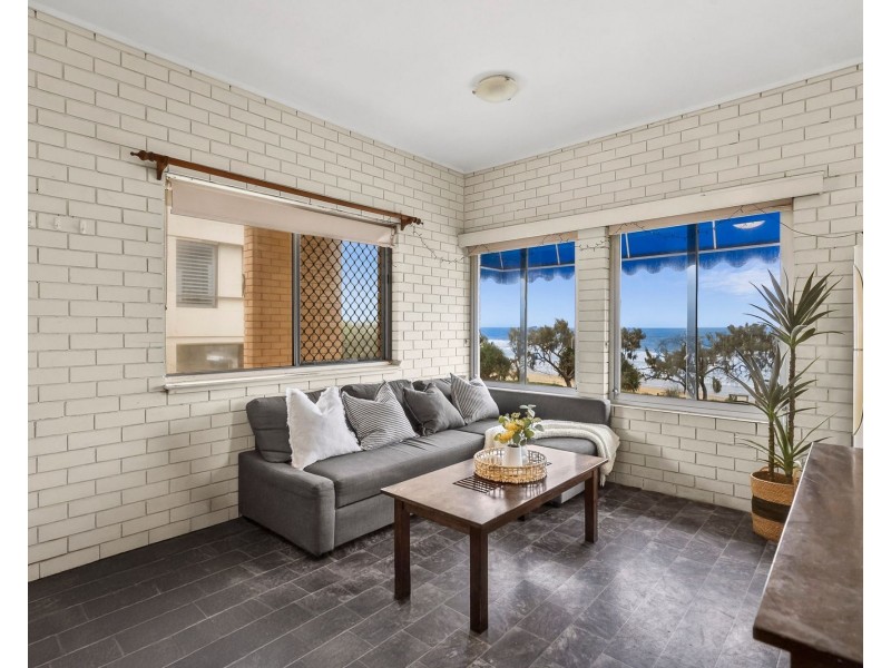 6/19 Boolarong Crescent, Alexandra Headland QLD 4572