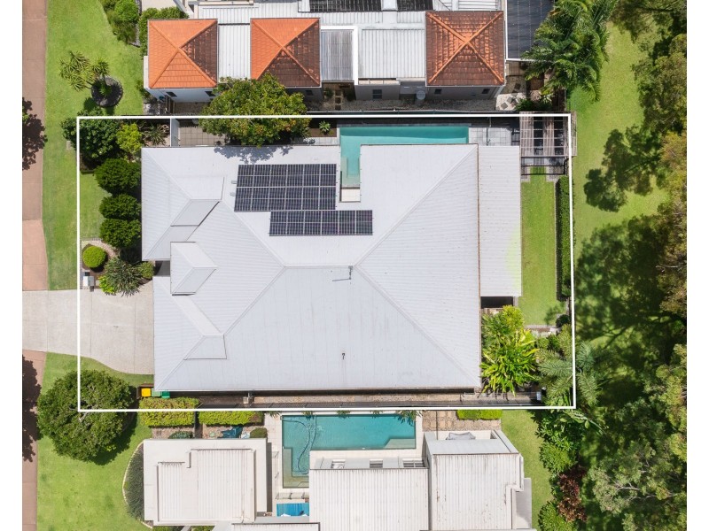 77 The Avenue, Peregian Springs QLD 4573