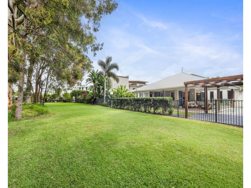 77 The Avenue, Peregian Springs QLD 4573