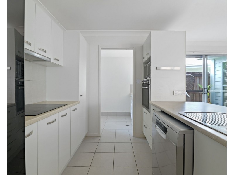 4/47 Sycamore Drive, Currimundi QLD 4551