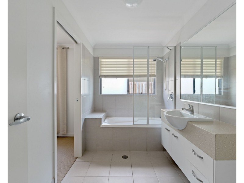 4/47 Sycamore Drive, Currimundi QLD 4551