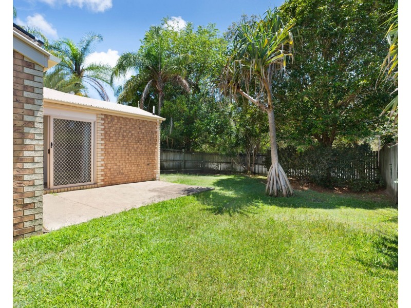 1 Howea Close, Currimundi QLD 4551