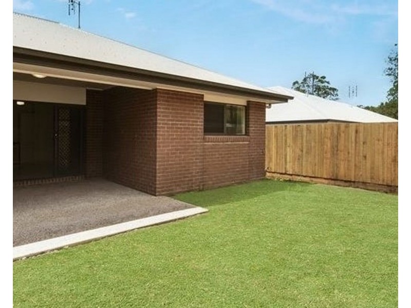 1/5 Esther Place, Nambour QLD 4560