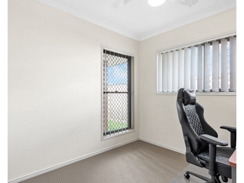 1/5 Esther Place, Nambour QLD 4560