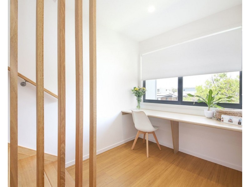 1/11 Ilaroo Crescent, Warana QLD 4575