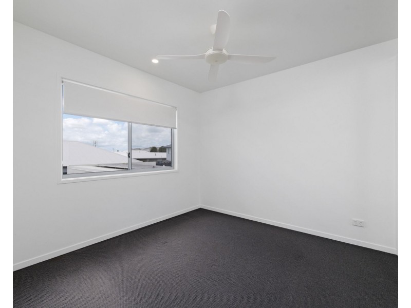 2/12 Dann Walk, Palmview QLD 4553