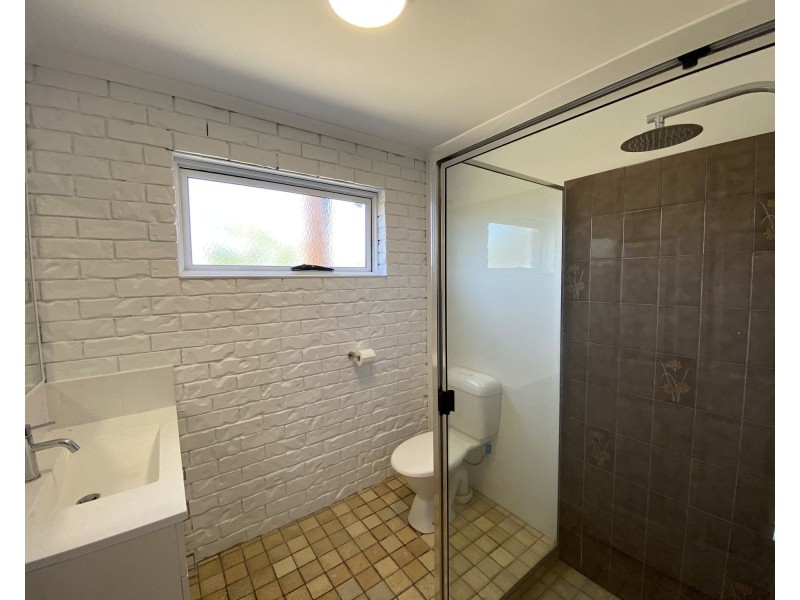 29 Oceanic Drive, Warana QLD 4575