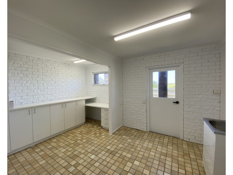 29 Oceanic Drive, Warana QLD 4575