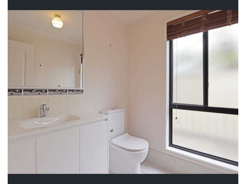 22 Kuthar Street, Pelican Waters QLD 4551