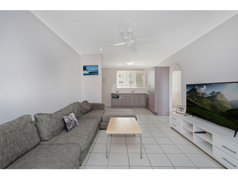 6/19 Saltair Street, Kings Beach QLD 4551