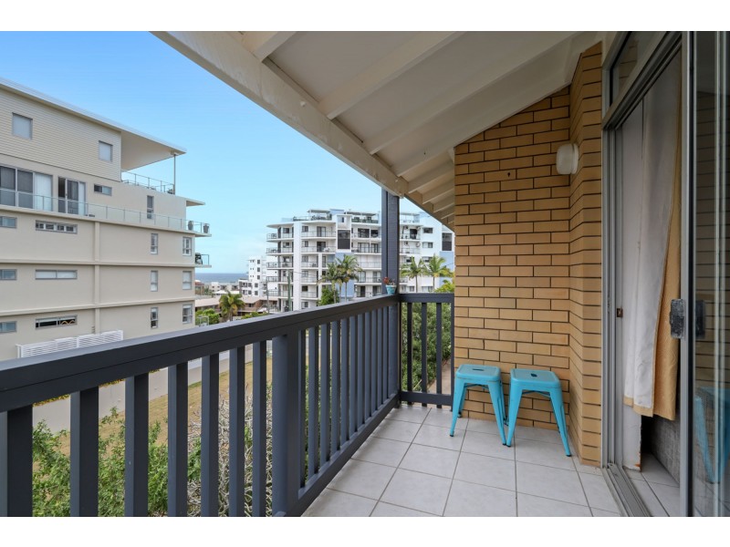 6/19 Saltair Street, Kings Beach QLD 4551