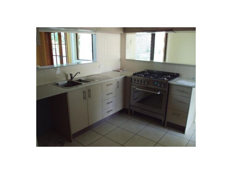 15 Beausang Street, Caloundra QLD 4551