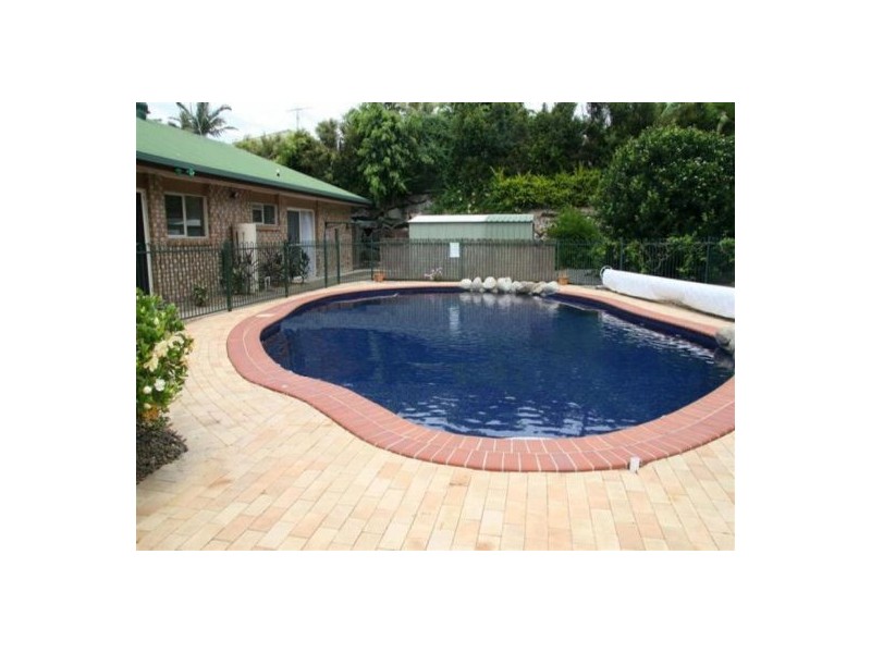 4 Discovery Drive, Little Mountain QLD 4551