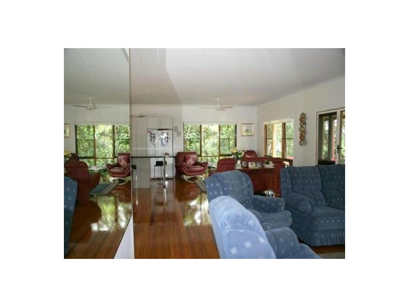 4 Discovery Drive, Little Mountain QLD 4551