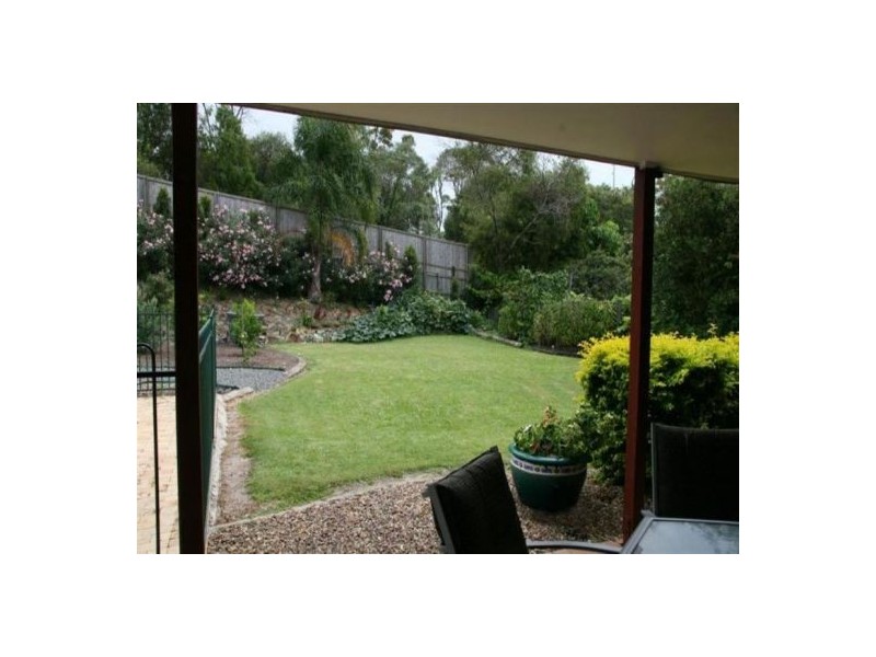 4 Discovery Drive, Little Mountain QLD 4551