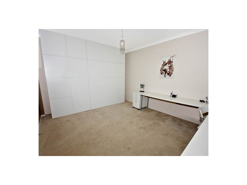 13 Barrine Crescent, Caloundra West QLD 4551