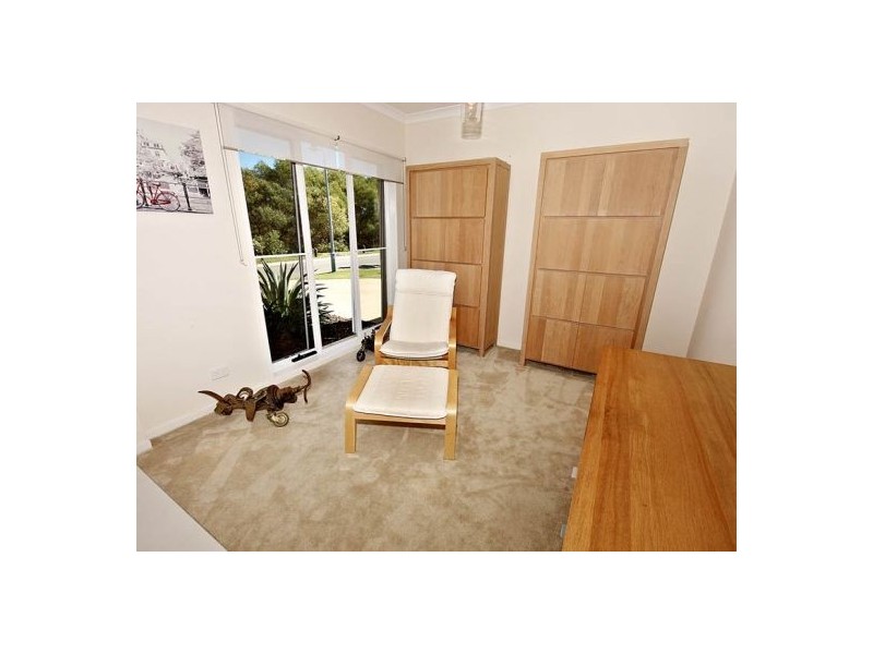 13 Barrine Crescent, Caloundra West QLD 4551