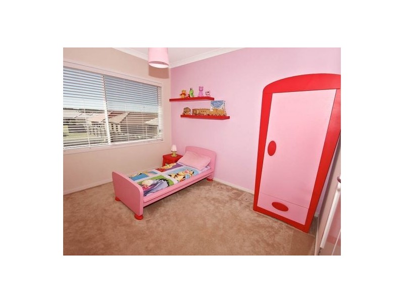 13 Barrine Crescent, Caloundra West QLD 4551