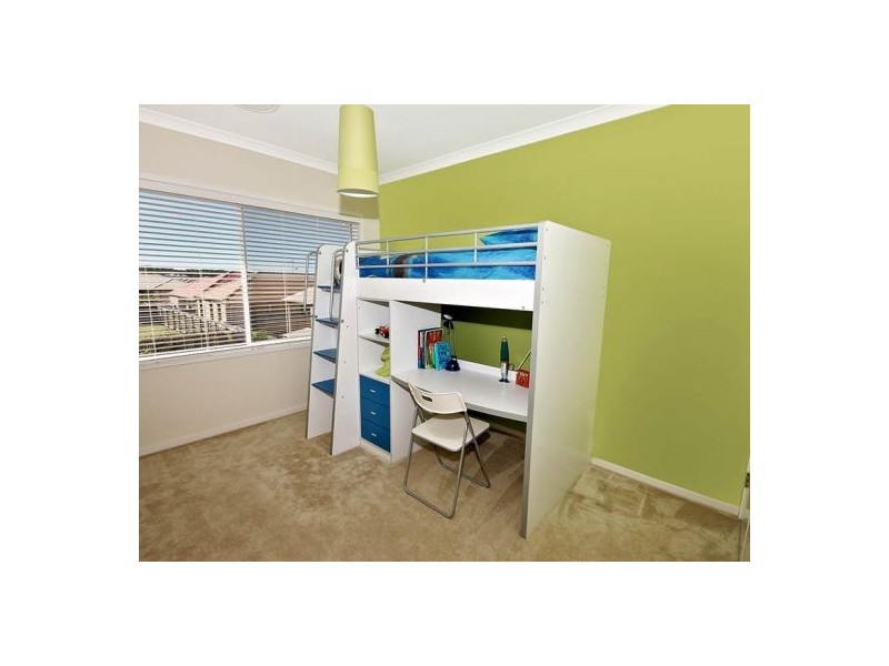 13 Barrine Crescent, Caloundra West QLD 4551